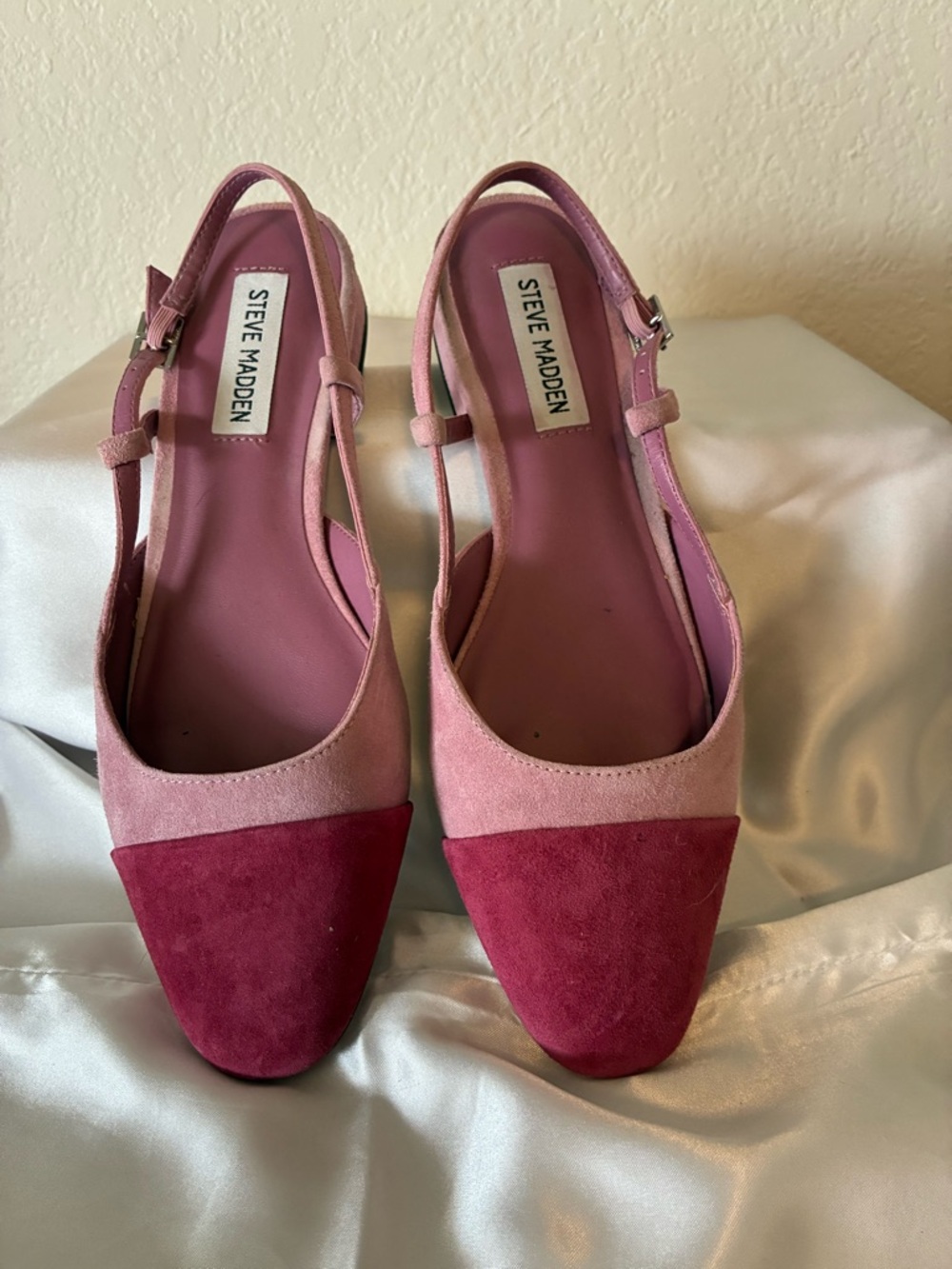 Steve Madden Two-Tone Light Pink & Fushia Suede Slingback Flats
